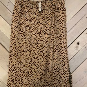 JCrew long skirt with slit & pockets.